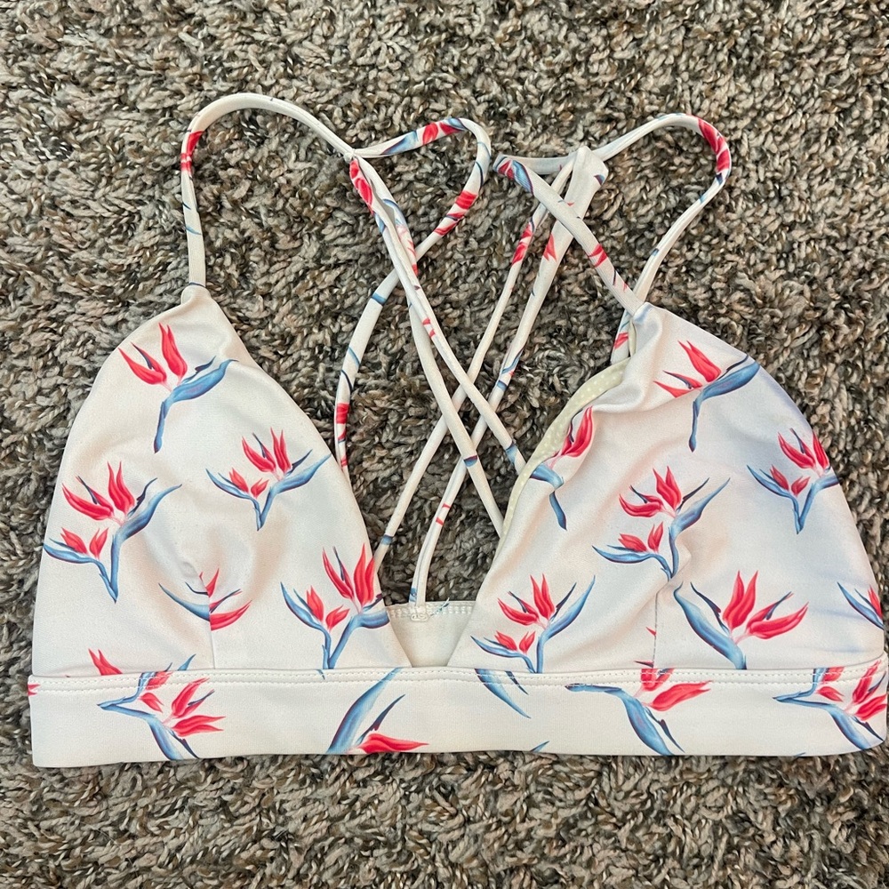 Acacia bird of paradise rise top. Perfect condition